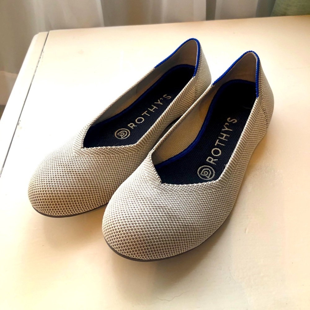 Rothy’s Rounded Toe Flax size 6